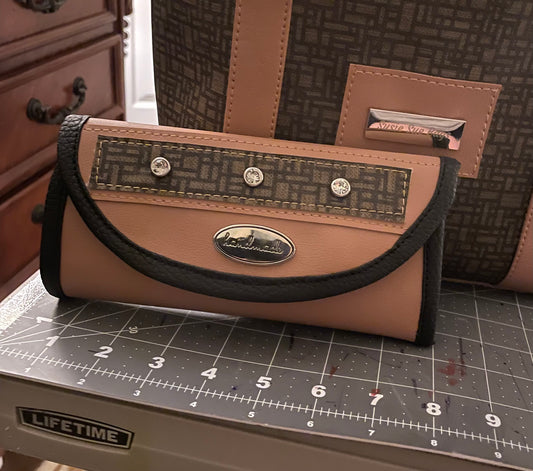 Handcrafted Vinyl Ladie’s wallet.